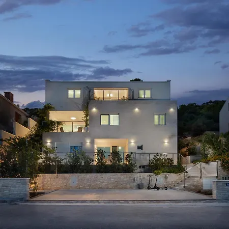 Duka & Piko * Lastovo