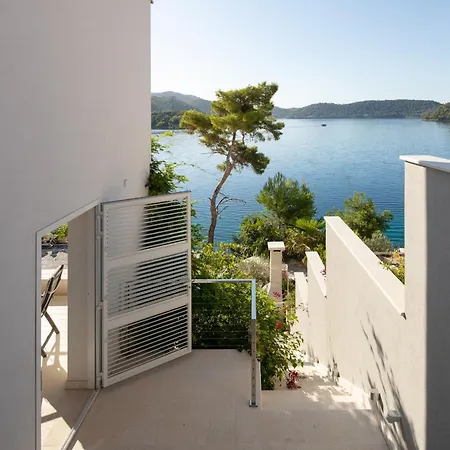 Duka & Piko * Lastovo