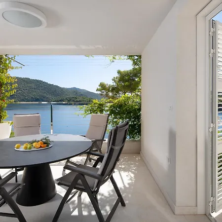 Duka & Piko * Lastovo